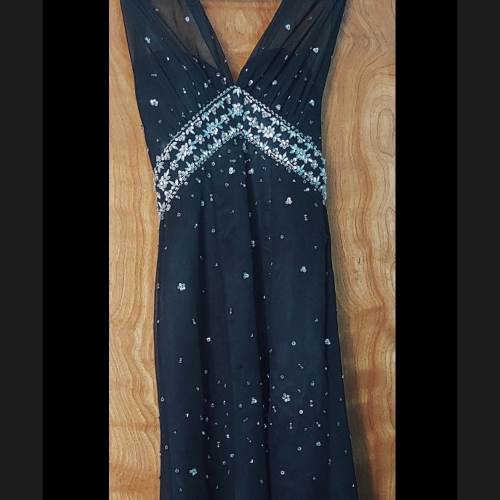 Prom Dress - Picture 1 of 3